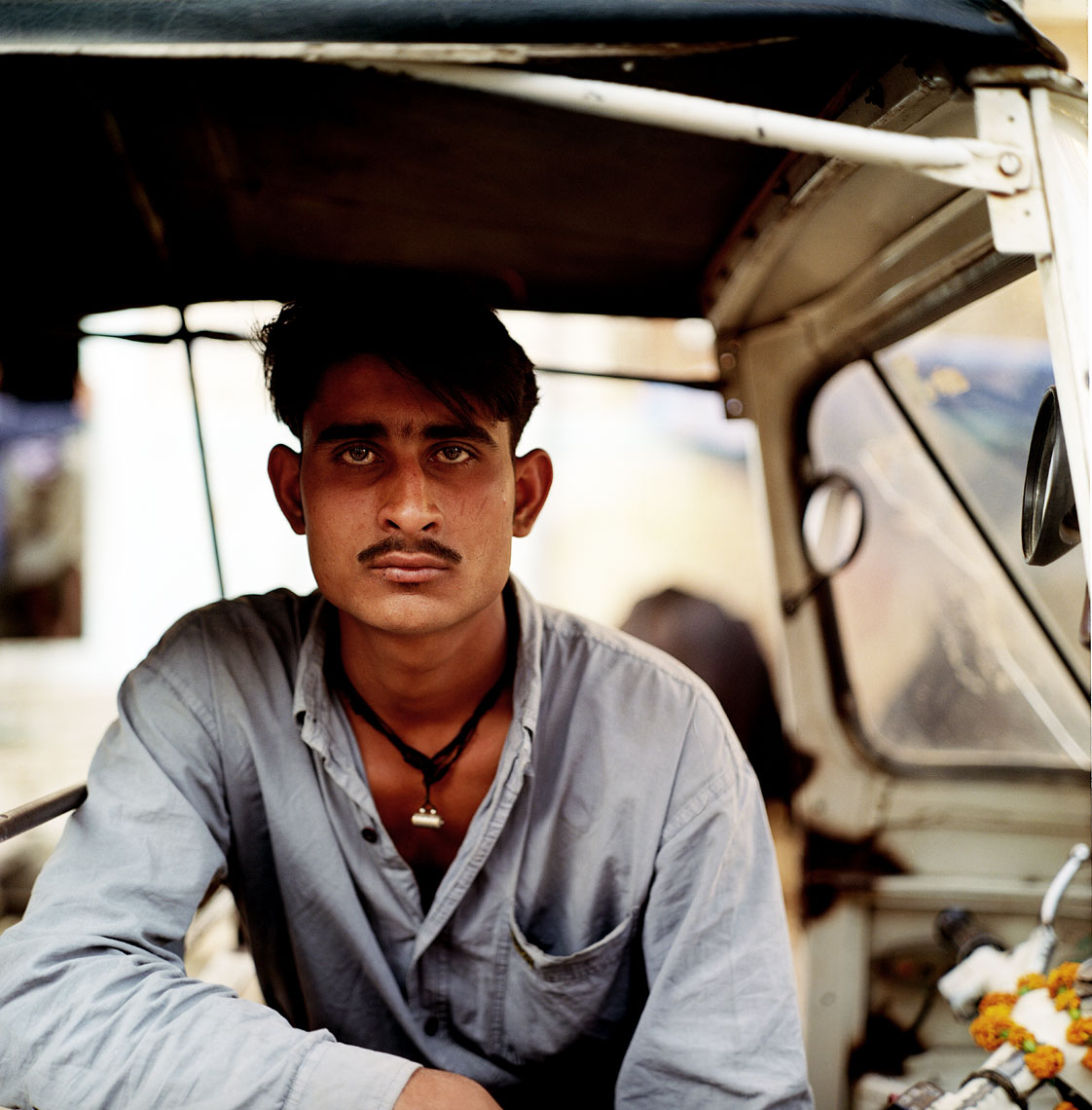 01-autorickshaw